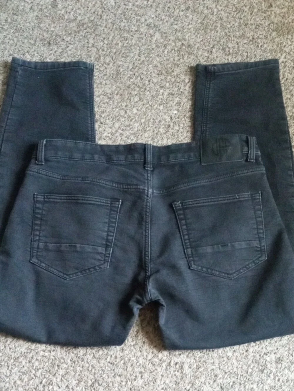 Men's Black Vintage Genes Slim Straight Jeans